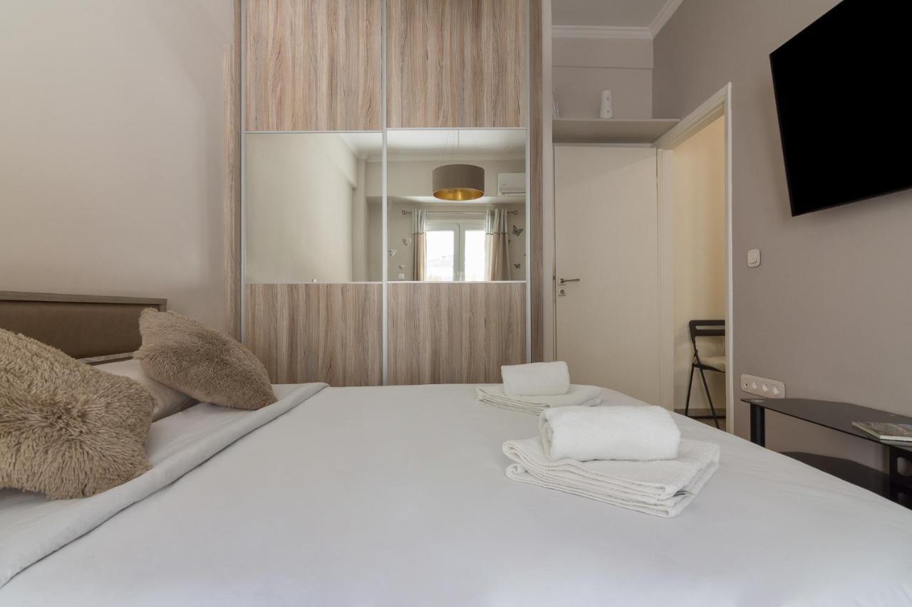 Beautiful And Spacious Apartment In Pagrati 雅典 外观 照片