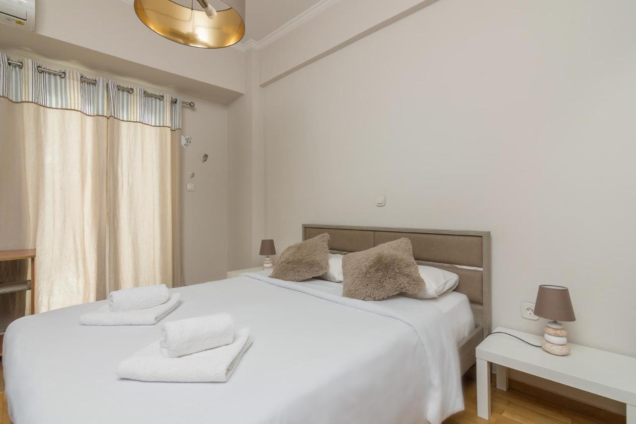 Beautiful And Spacious Apartment In Pagrati 雅典 外观 照片